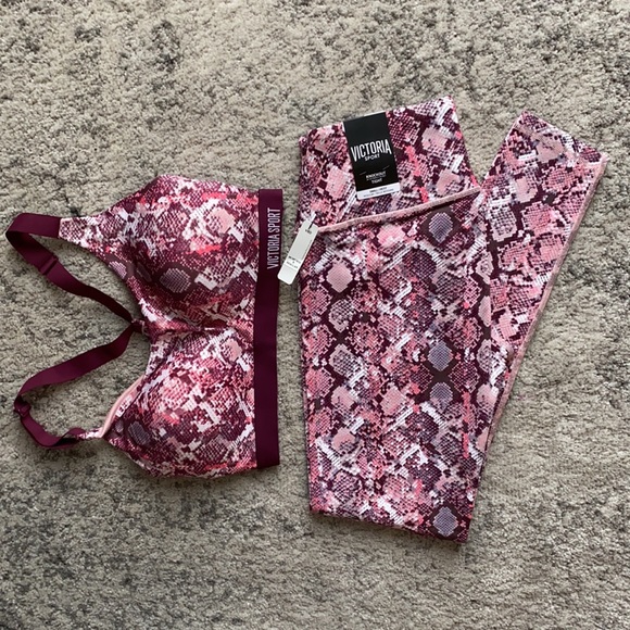 🌸 NWT Victoria’s Secret Pink Snake Set 32DD Small - Picture 2 of 13